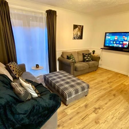 Easyrest Spalding - 4 Beds & Free Parking - Central & Modern Open Plan Apartment - Convenient Location Esterno foto