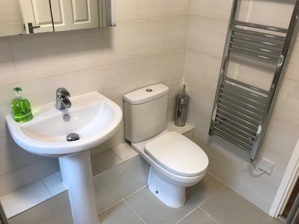 Easyrest Spalding - 4 Beds & Free Parking - Central & Modern Open Plan Apartment - Convenient Location Esterno foto